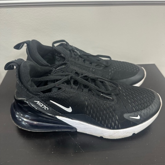 Nike | Shoes | Nike Air 7c Womens Sneakers Size 75 | Poshmark